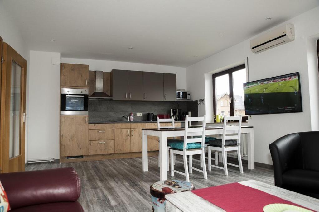 Exklusive Ferienwohnung Mit Balkon, 2 Schlafzimmer Im Haus Sertuerner آينبك المظهر الخارجي الصورة